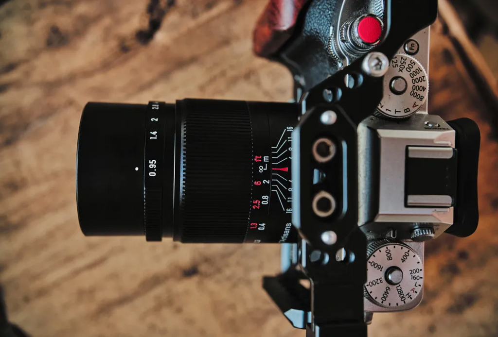 ひまわり真_7artisans 25mm F0.95 単焦点レンズ ひまわり真様専用_7artisans 25mm F0.95 単焦点レンズ - メルカリ