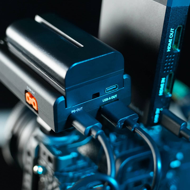 ZGCINE NP-Fバッテリーアダプタープレートおよび充電器、Type-C入力最大21W、3出力タイプD-tap Type-C USB-A、1/4 "映画製作者向けのあらゆるものへのマウント-NPF-001